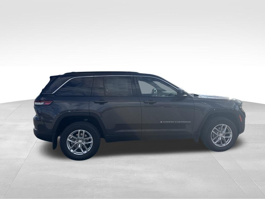 new 2025 Jeep Grand Cherokee car, priced at $37,961