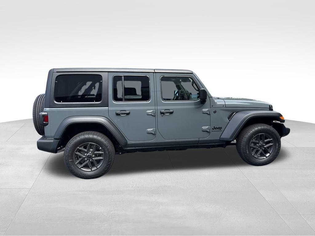 new 2025 Jeep Wrangler car, priced at $40,818