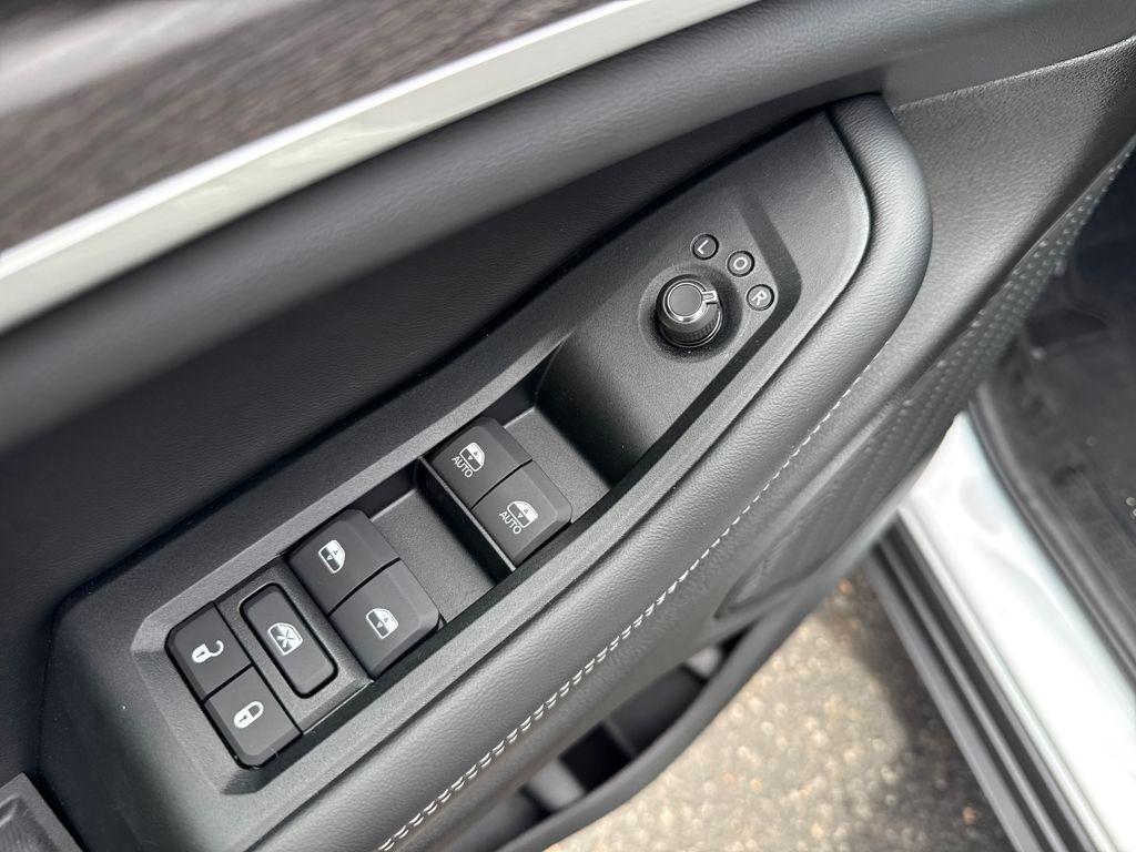 new 2025 Jeep Grand Cherokee car, priced at $41,533