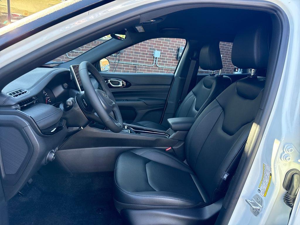 new 2026 Jeep Compass car, priced at $33,712