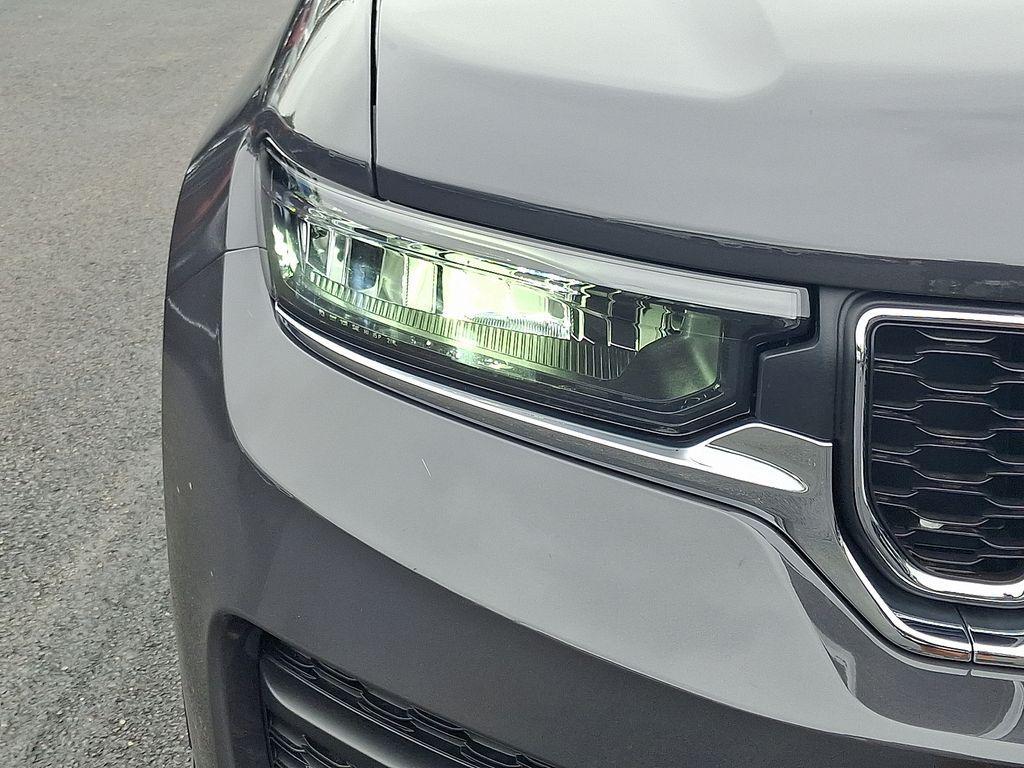 new 2025 Jeep Grand Cherokee car, priced at $34,585