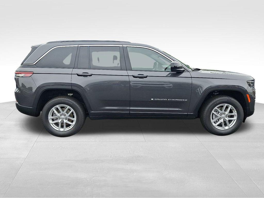 new 2025 Jeep Grand Cherokee car, priced at $34,585