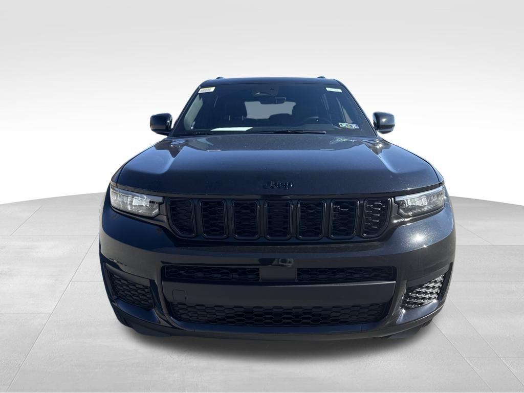new 2025 Jeep Grand Cherokee L car, priced at $41,777