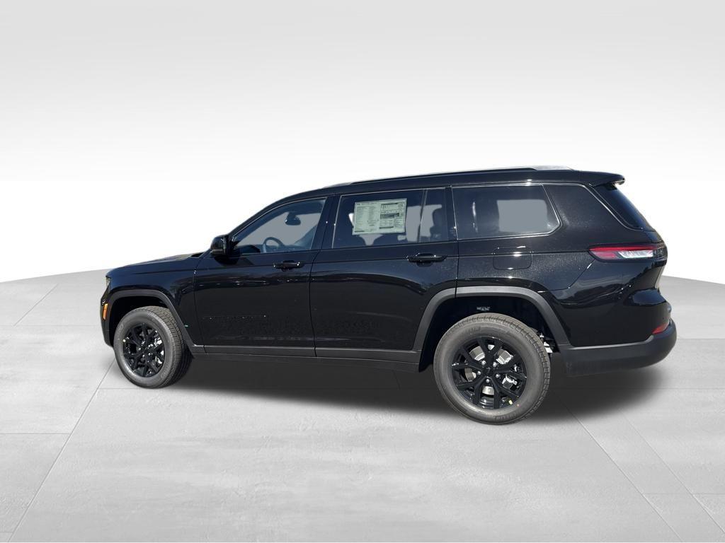 new 2025 Jeep Grand Cherokee L car, priced at $41,777