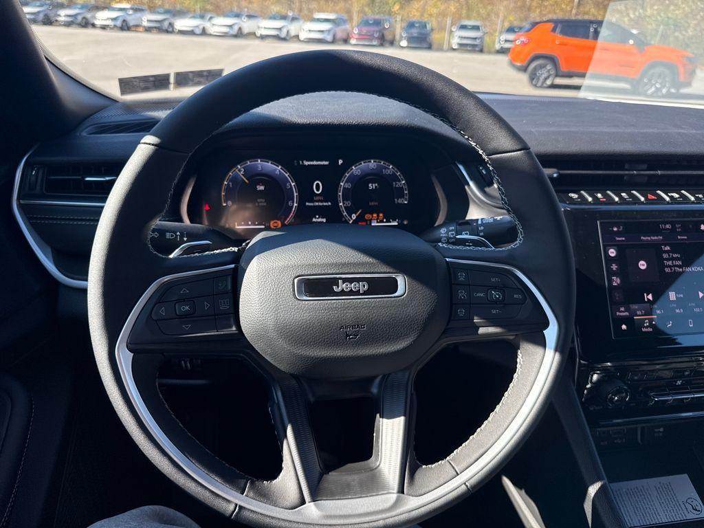 new 2025 Jeep Grand Cherokee L car, priced at $41,777