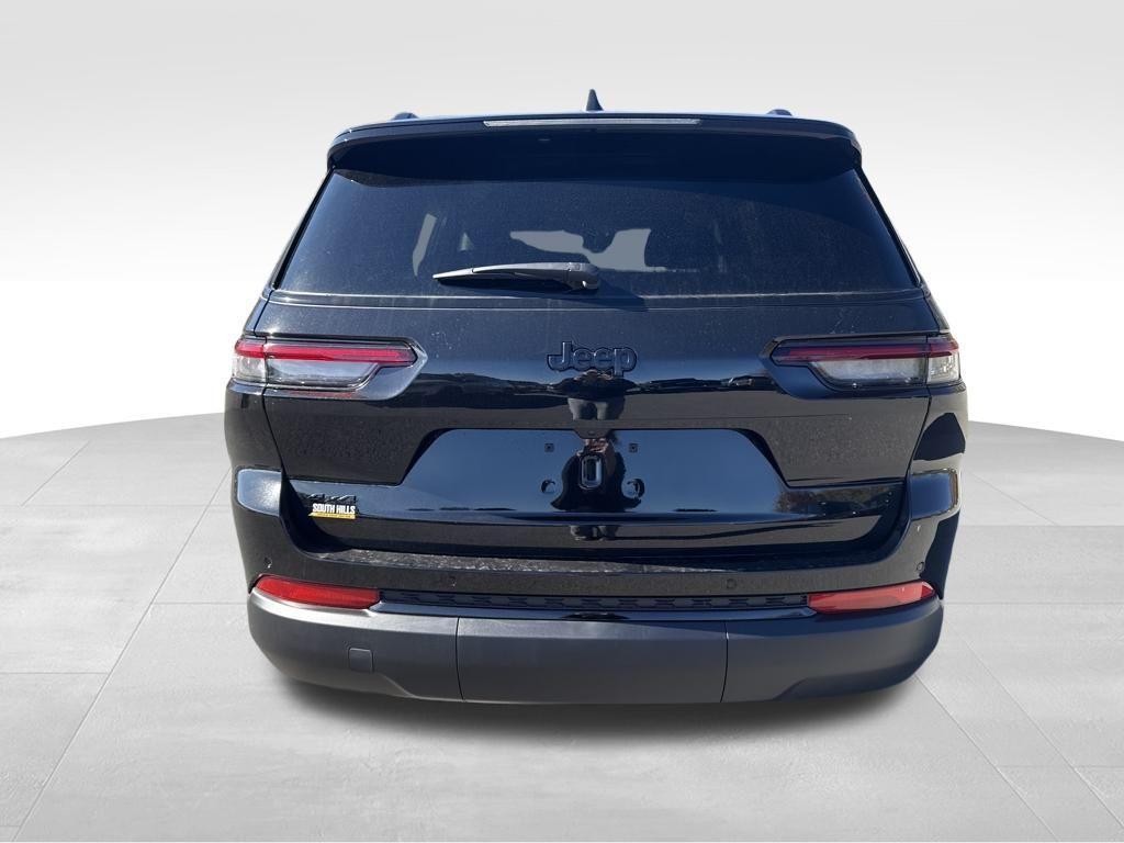 new 2025 Jeep Grand Cherokee L car, priced at $41,777