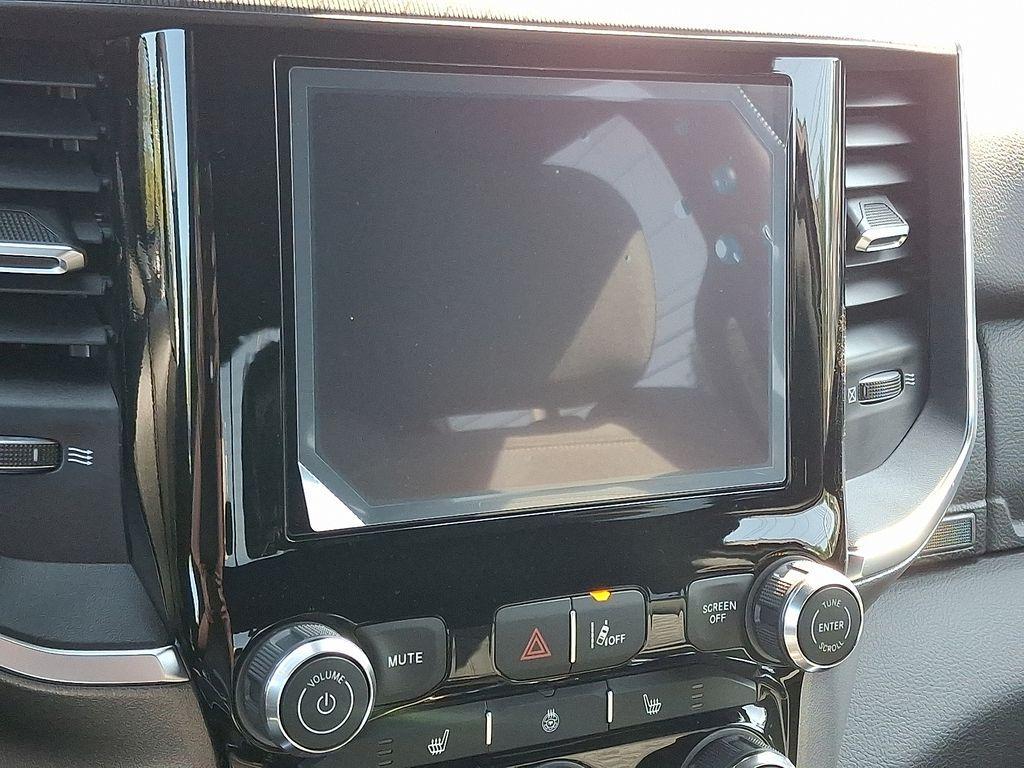 new 2025 Ram 1500 car, priced at $45,223