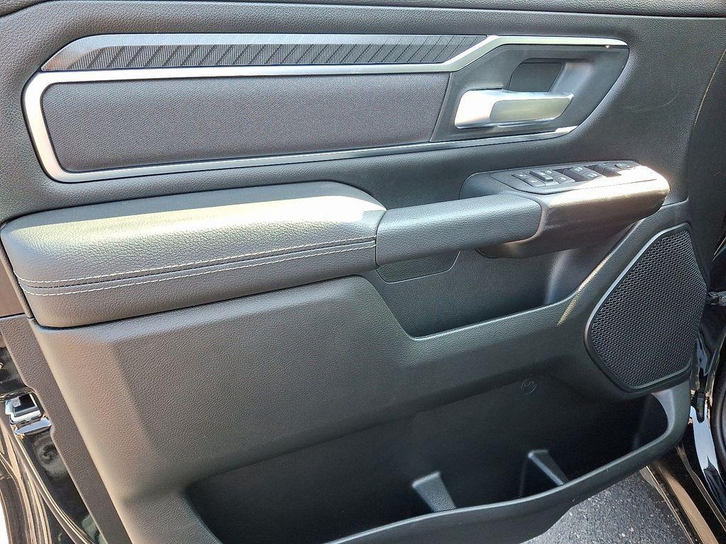 new 2025 Ram 1500 car, priced at $45,223