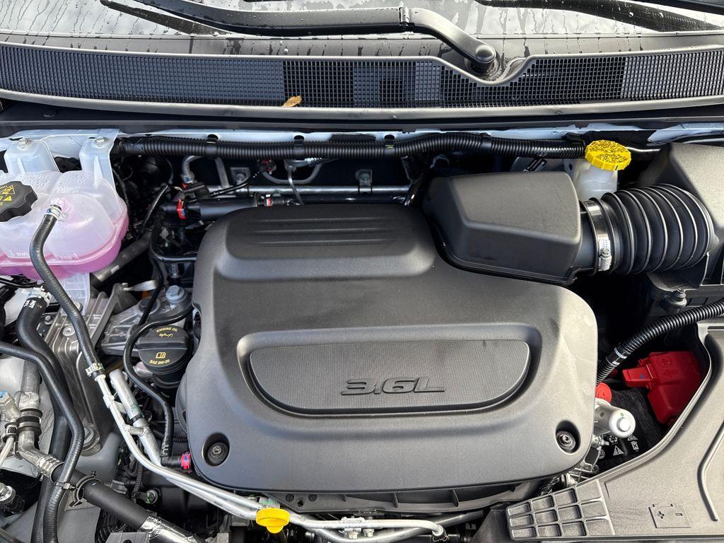 new 2026 Chrysler Pacifica car, priced at $48,226