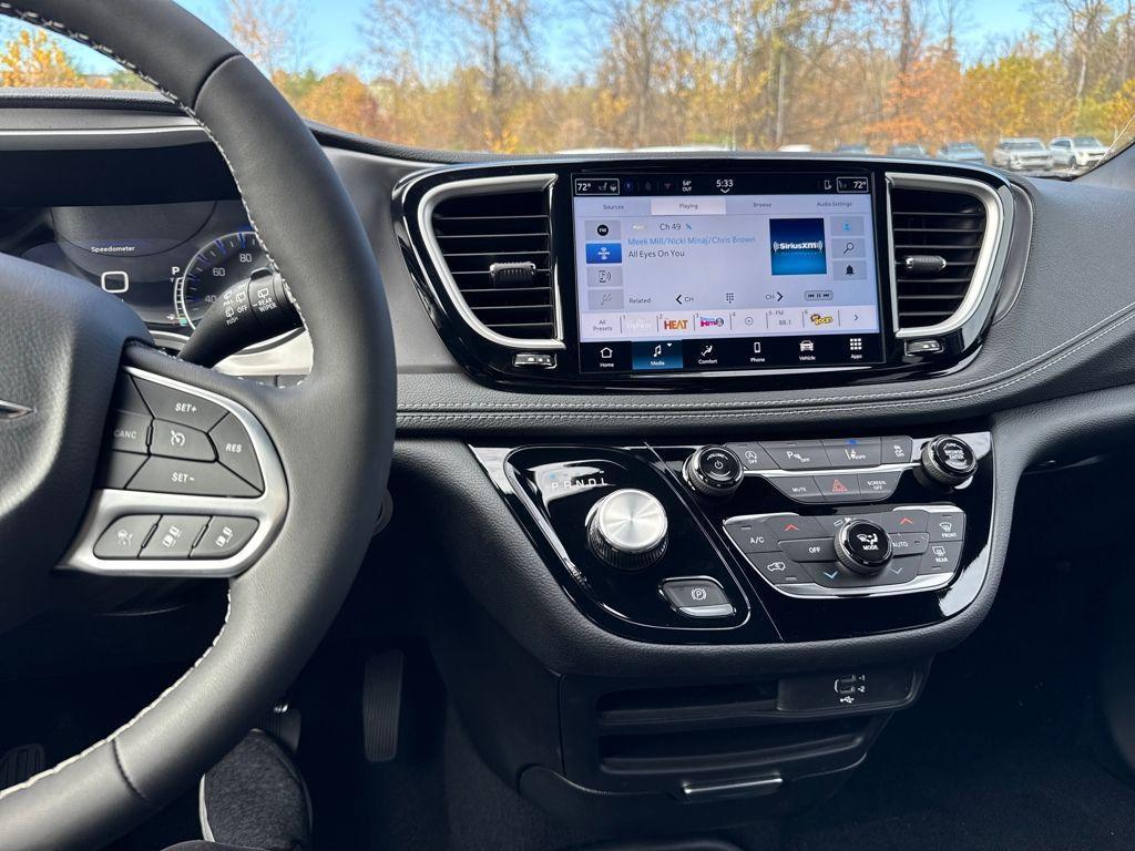 new 2026 Chrysler Pacifica car, priced at $48,226