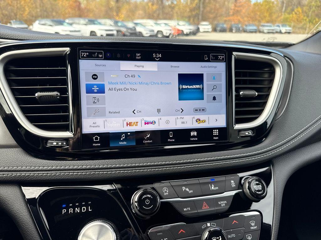 new 2026 Chrysler Pacifica car, priced at $48,226