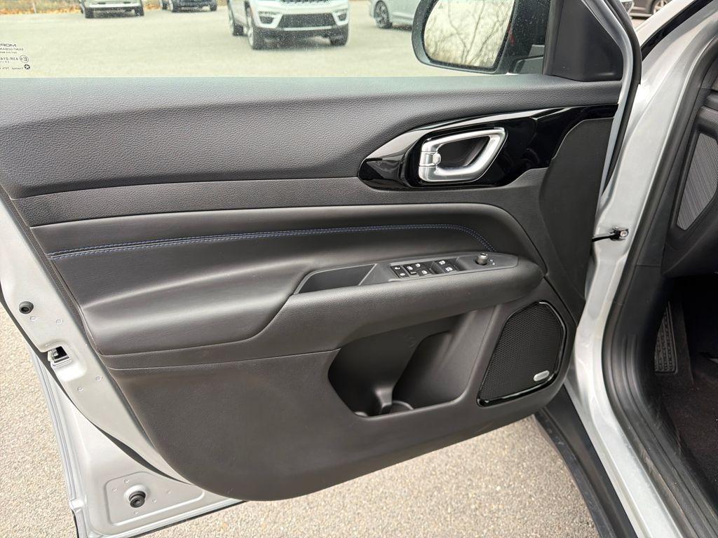 new 2026 Jeep Compass car, priced at $36,723