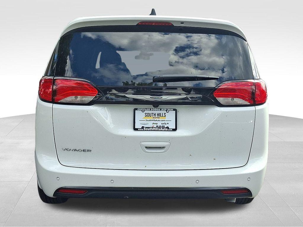new 2026 Chrysler Voyager car, priced at $37,534