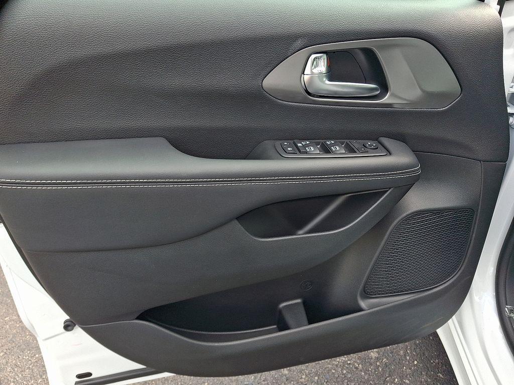 new 2026 Chrysler Voyager car, priced at $37,534