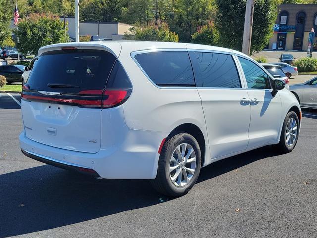 new 2025 Chrysler Pacifica car, priced at $45,140