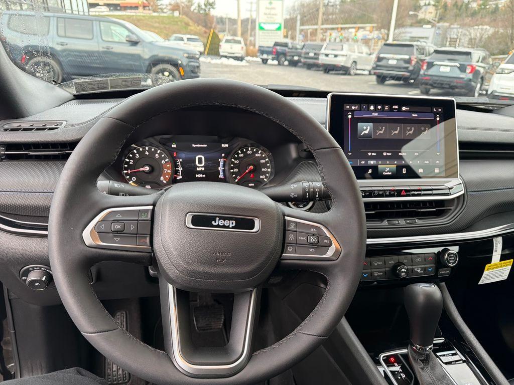 new 2025 Jeep Compass car, priced at $33,075