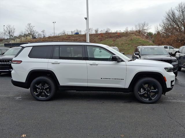 new 2025 Jeep Grand Cherokee L car, priced at $45,580