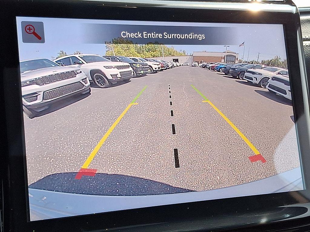 new 2025 Jeep Grand Cherokee car, priced at $41,778