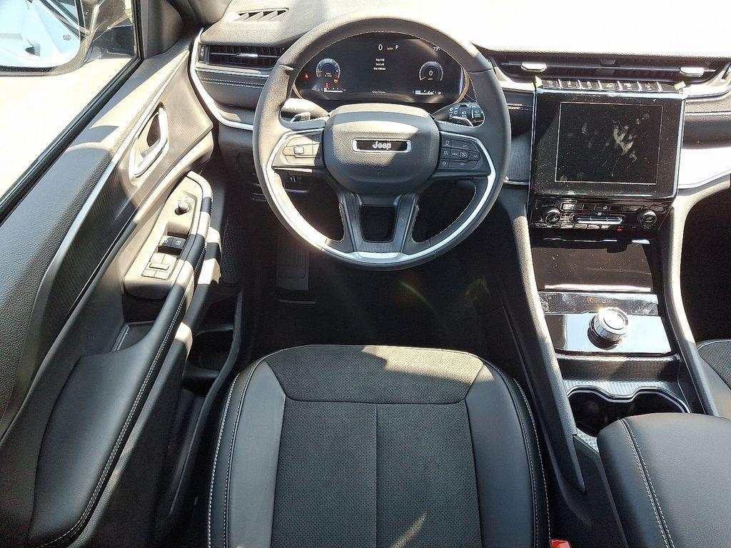 new 2025 Jeep Grand Cherokee L car, priced at $41,518