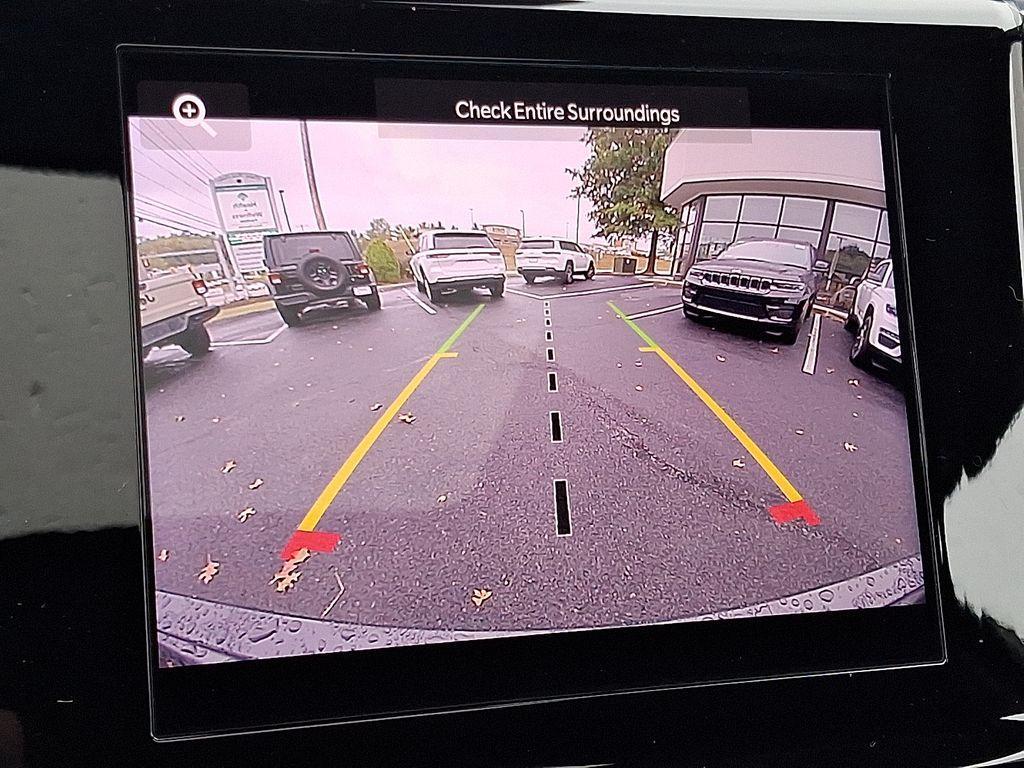 new 2025 Jeep Grand Cherokee car, priced at $38,424