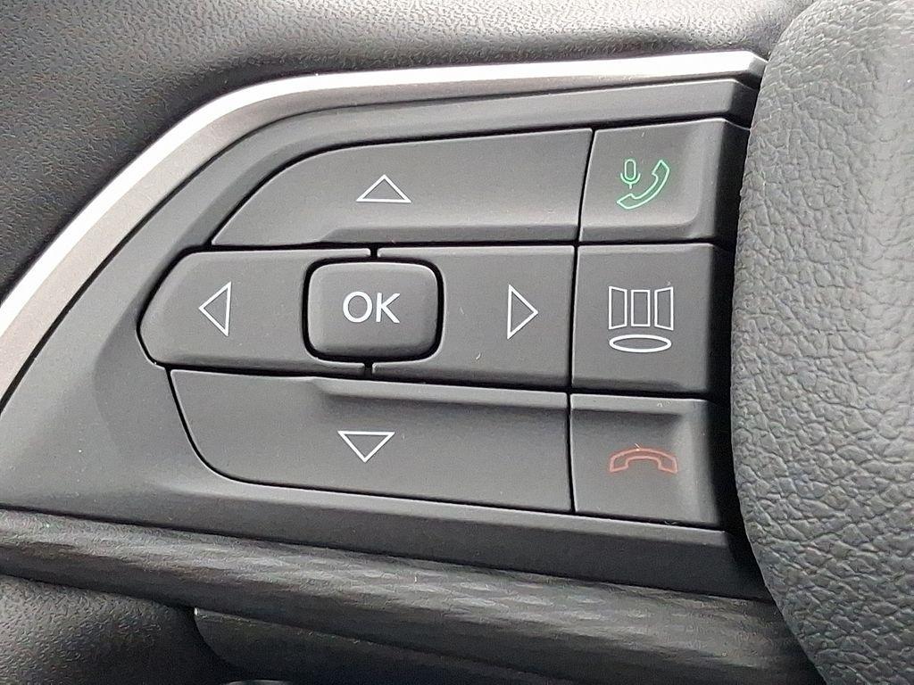 new 2025 Jeep Grand Cherokee car, priced at $38,424