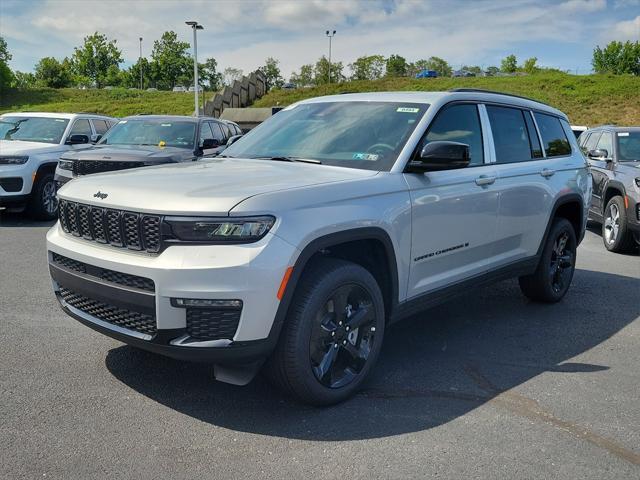 new 2024 Jeep Grand Cherokee L car, priced at $49,752