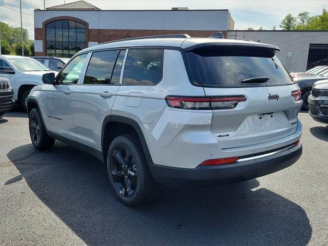 new 2024 Jeep Grand Cherokee L car, priced at $49,752