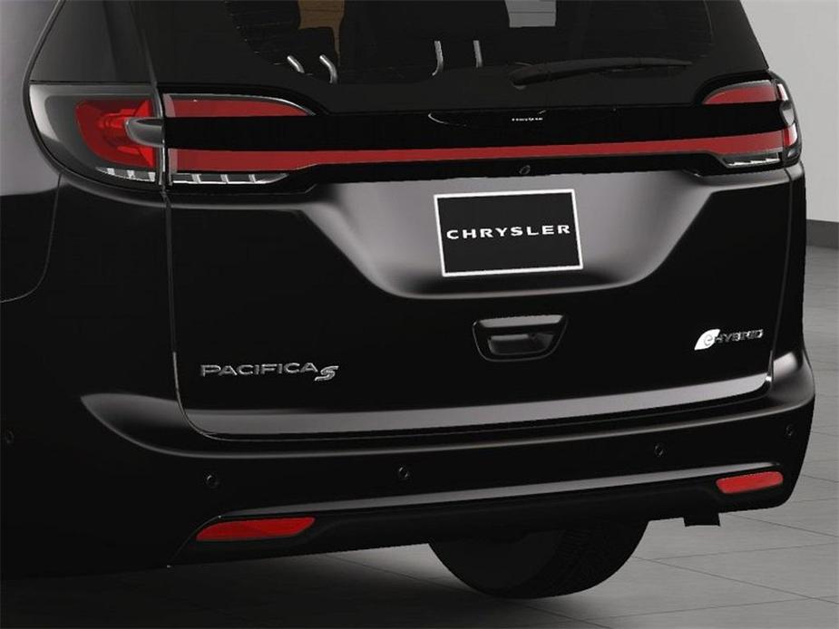new 2023 Chrysler Pacifica Hybrid car, priced at $44,509