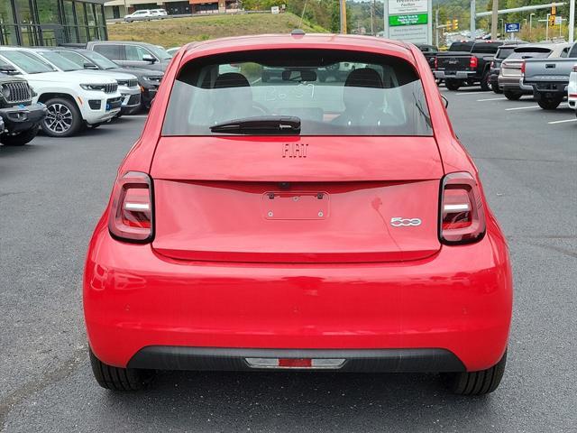 new 2024 FIAT 500e car, priced at $33,095