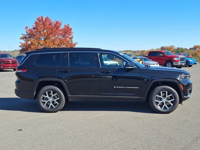 new 2024 Jeep Grand Cherokee L car, priced at $47,299