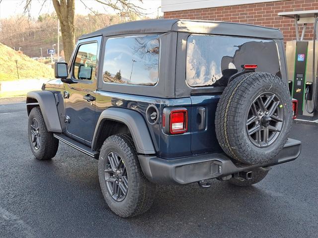 new 2025 Jeep Wrangler car, priced at $43,215