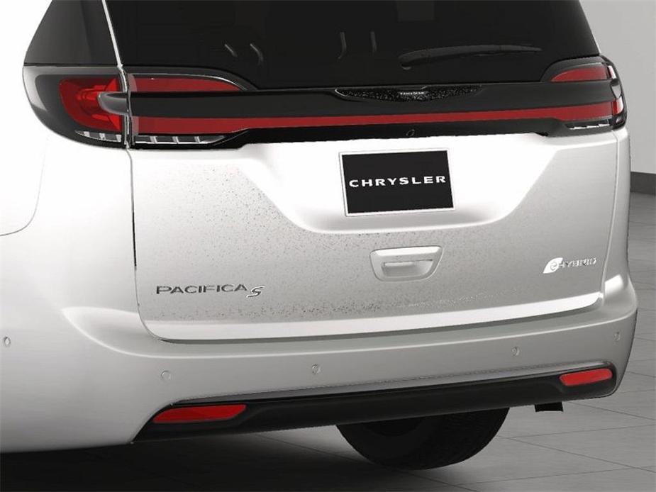 new 2024 Chrysler Pacifica Hybrid car, priced at $54,652