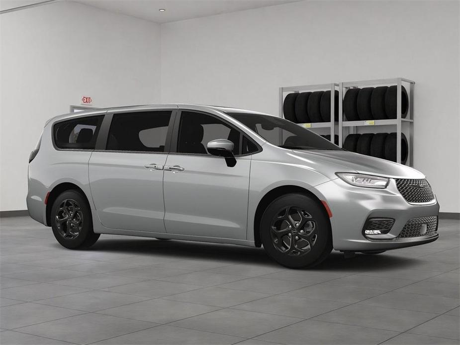 new 2023 Chrysler Pacifica Hybrid car, priced at $43,500