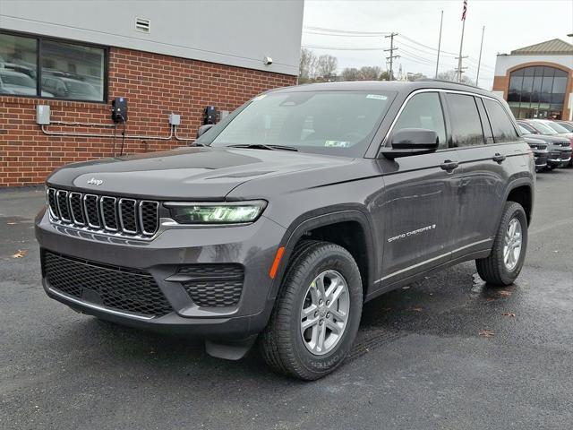 new 2025 Jeep Grand Cherokee car, priced at $39,925