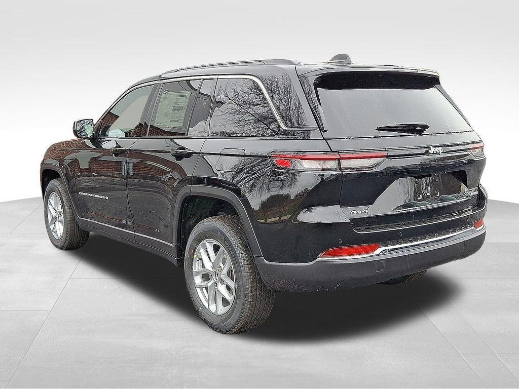 new 2025 Jeep Grand Cherokee car, priced at $34,585