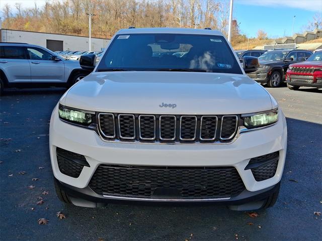 new 2024 Jeep Grand Cherokee car, priced at $36,237