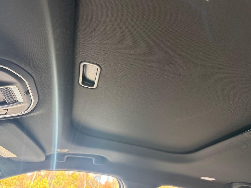 new 2025 Jeep Grand Cherokee L car, priced at $43,668