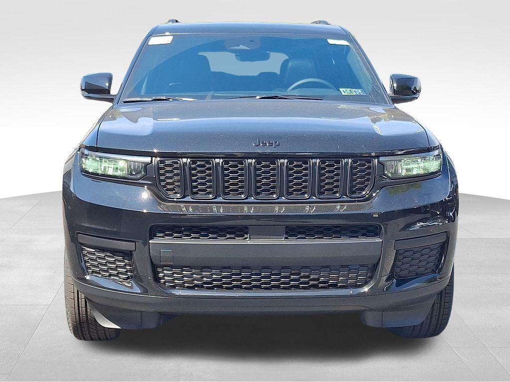 new 2025 Jeep Grand Cherokee L car, priced at $40,218