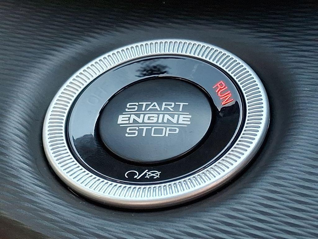 new 2025 Jeep Grand Cherokee L car, priced at $40,218