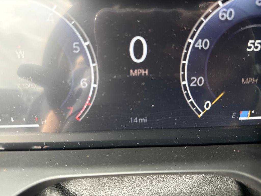 new 2025 Jeep Grand Cherokee car, priced at $37,961