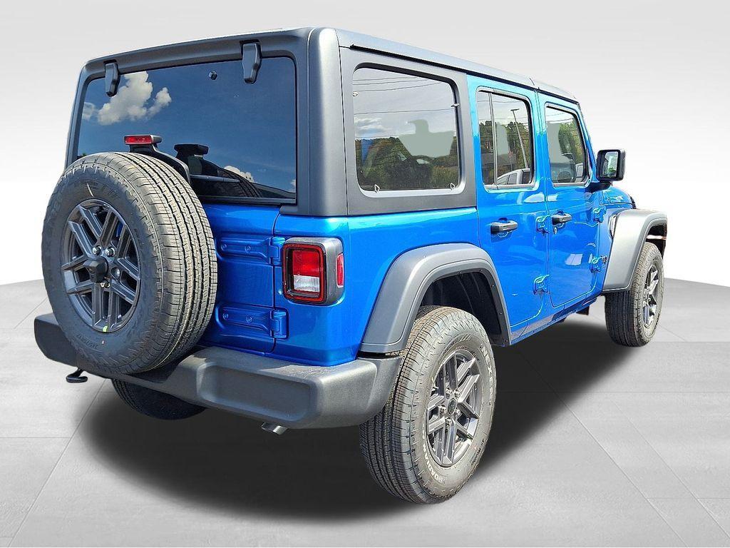 new 2025 Jeep Wrangler car, priced at $40,818
