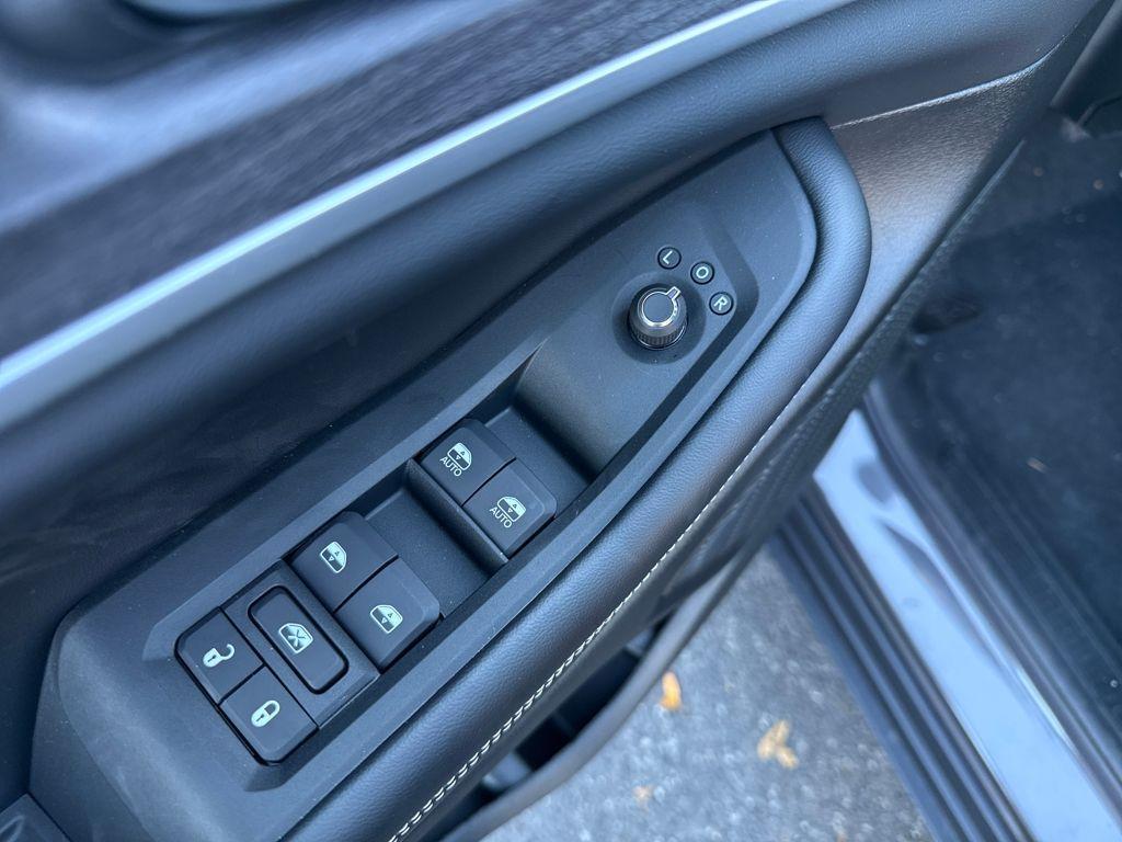 new 2025 Jeep Grand Cherokee L car, priced at $37,618