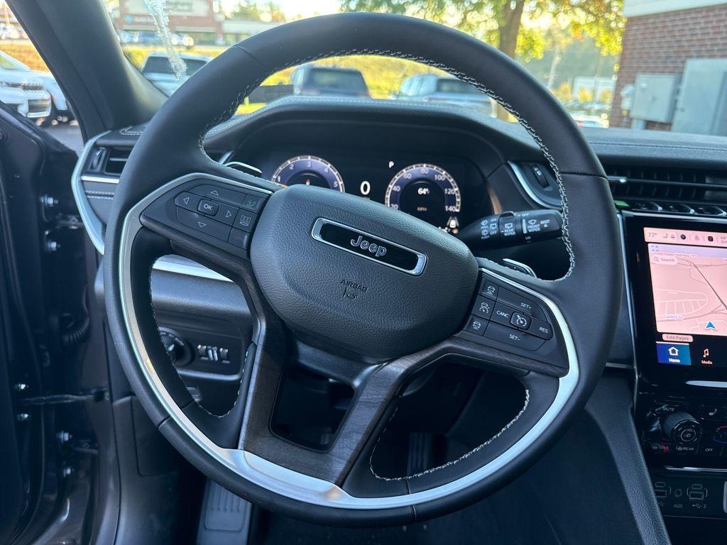 new 2025 Jeep Grand Cherokee L car, priced at $37,618