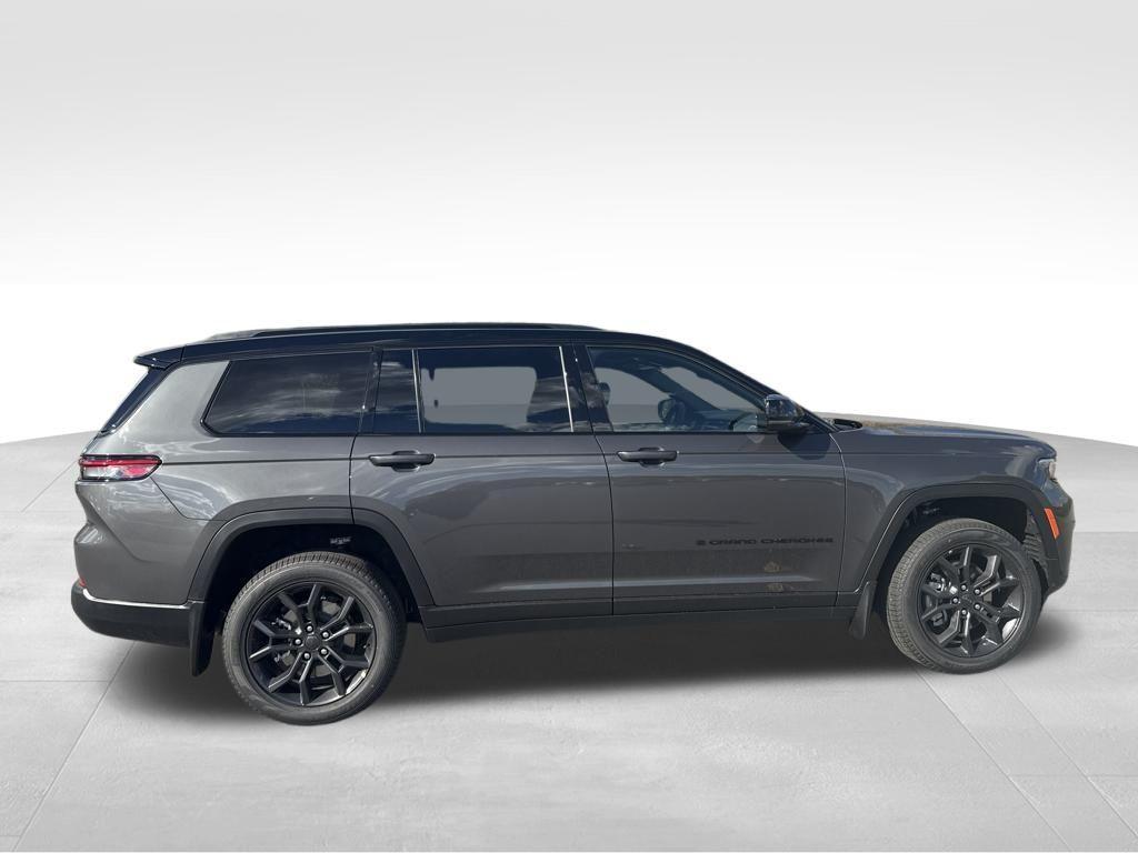 new 2025 Jeep Grand Cherokee L car, priced at $49,320