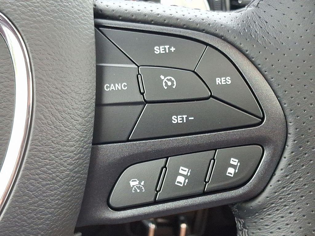 new 2025 Dodge Durango car, priced at $50,717