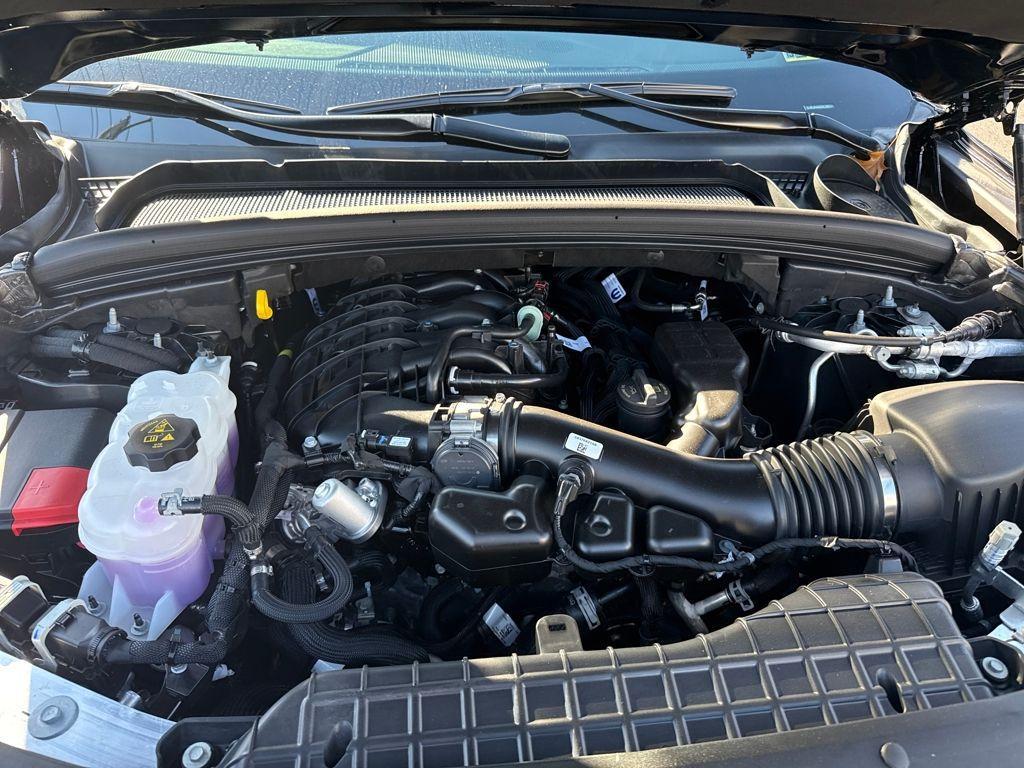 new 2025 Jeep Grand Cherokee car, priced at $41,997