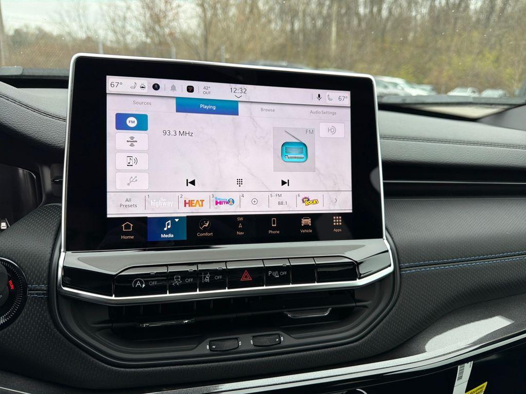 new 2026 Jeep Compass car, priced at $36,293