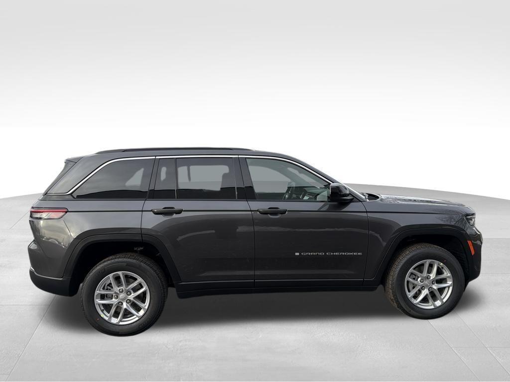 new 2025 Jeep Grand Cherokee car, priced at $38,291
