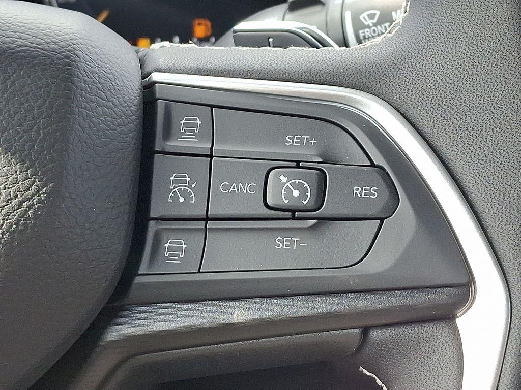 new 2025 Jeep Grand Cherokee L car, priced at $37,338