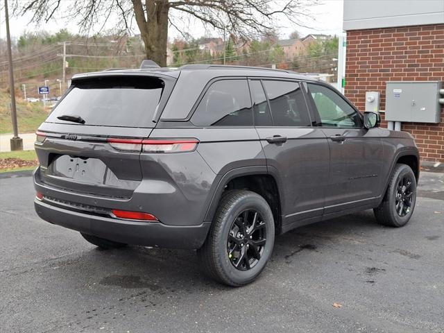 new 2025 Jeep Grand Cherokee car, priced at $45,030